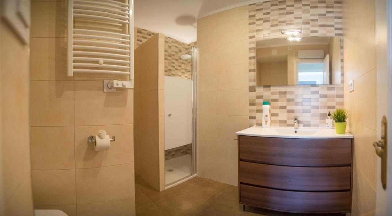 Playa Victoria Ha Apartment カディス エクステリア 写真