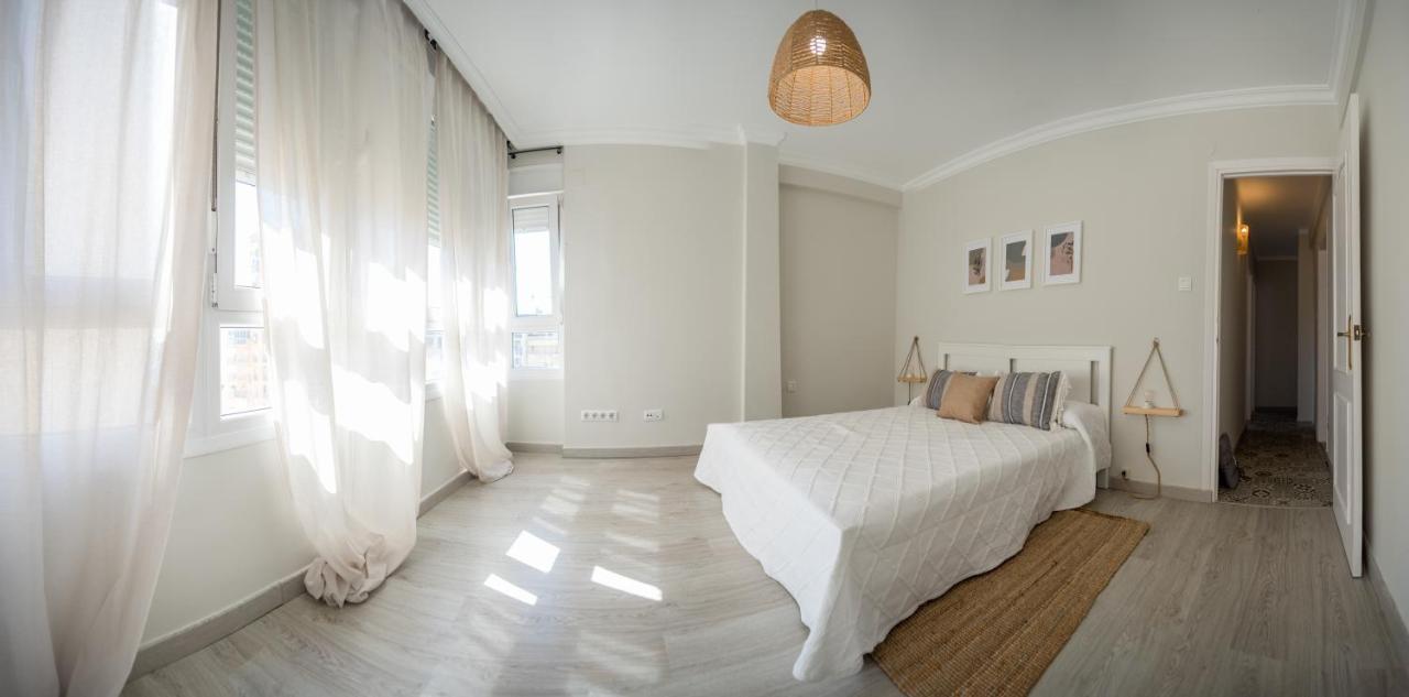 Playa Victoria Ha Apartment カディス エクステリア 写真